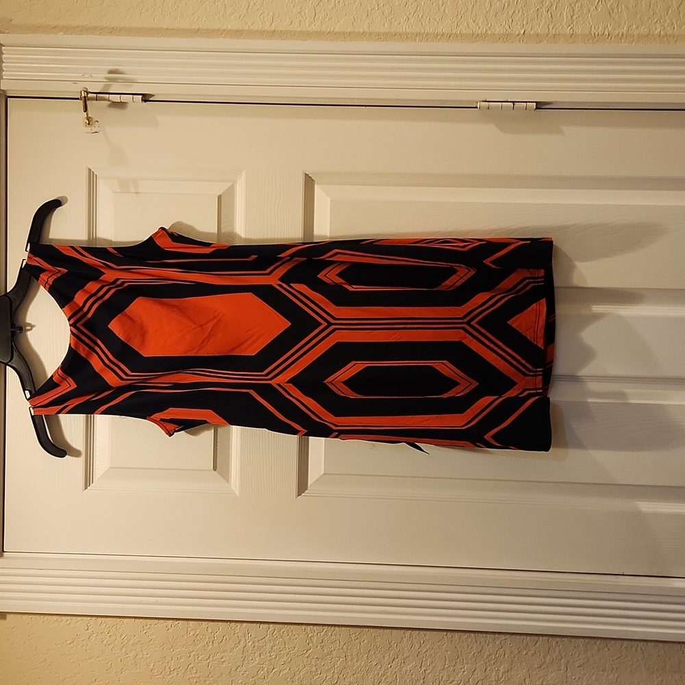 Dress - Picture 4 of 4